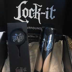 Kat Von D Lock It Foundation